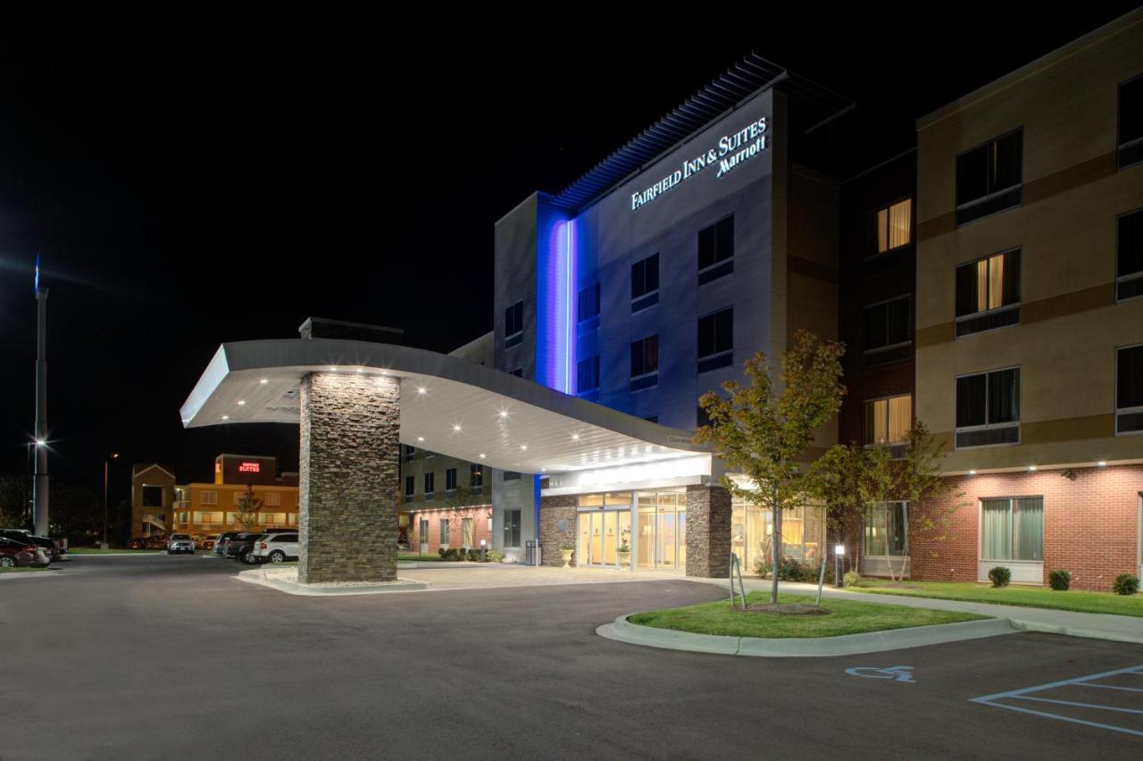 Fairfield Inn & Suites By Marriott Detroit Кантон Экстерьер фото