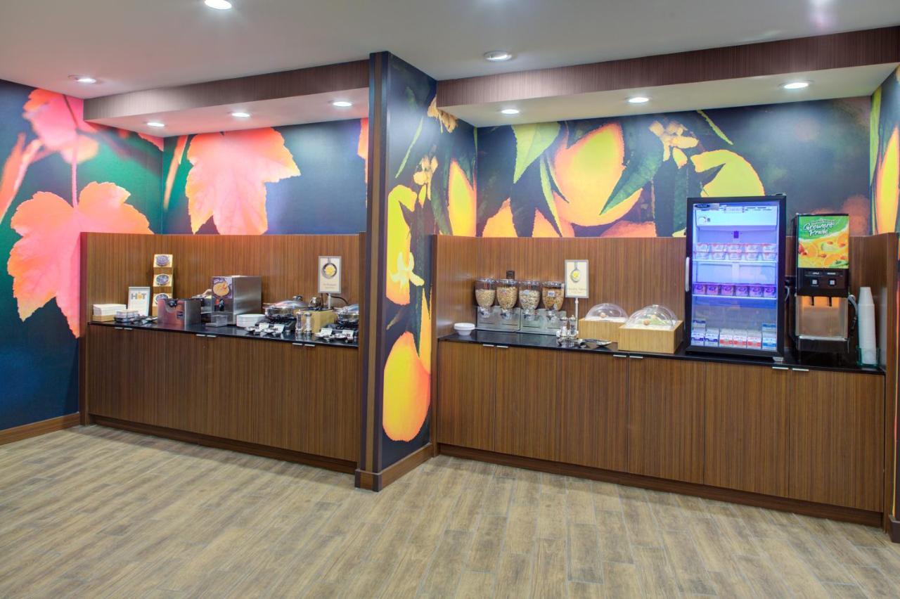 Fairfield Inn & Suites By Marriott Detroit Кантон Экстерьер фото